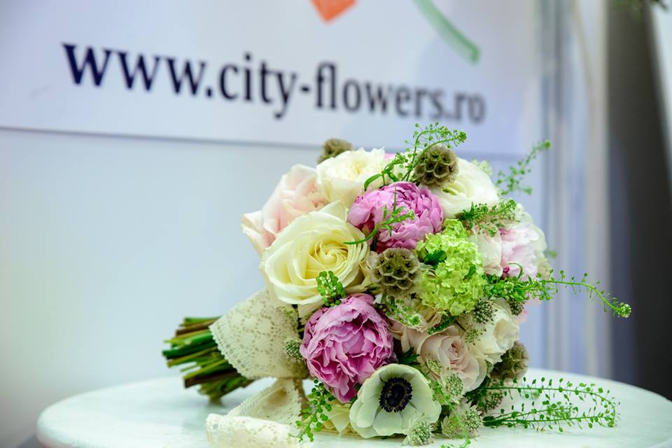 Fotografie City Flowers by Ioana din galeria The bouquets