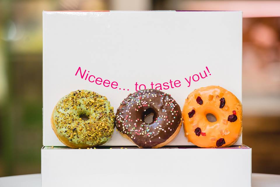 Fotografie Hello Donuts din galeria Donuts