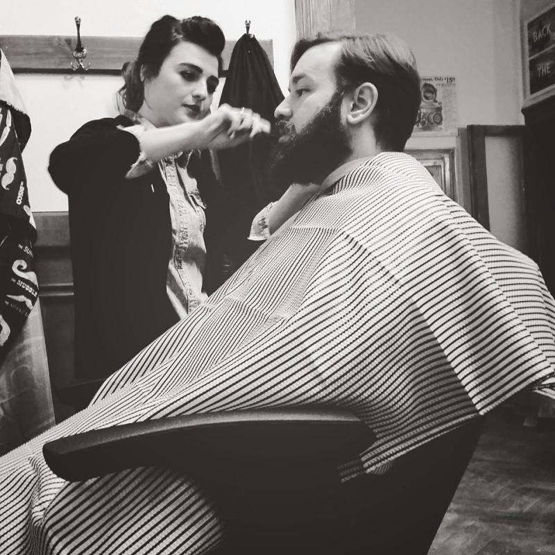 Fotografie The Den Barber Shop din galeria Men's cuts