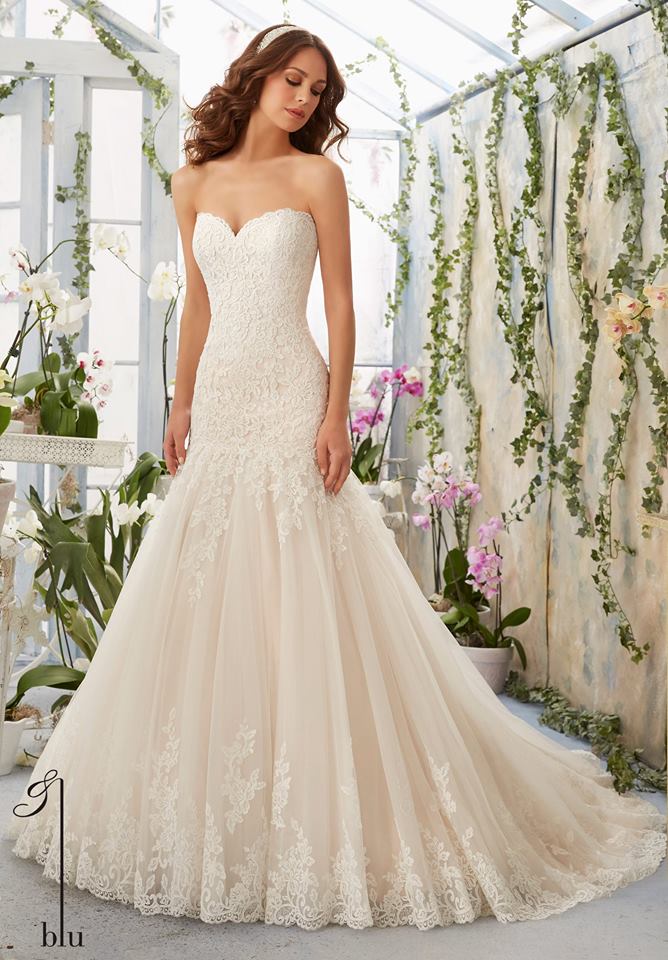 Fotografie Salon Angelo din galeria Mori Lee Blu 2016 Spring-Summer