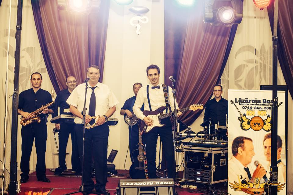 Fotografie Lăzăroiu Band din galeria Live music