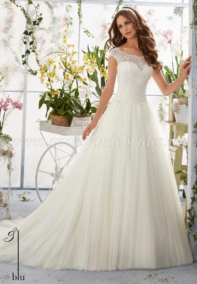 Fotografie Avangarde Brides din galeria Mori Lee